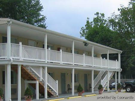 Maple Leaf Motel New Milford Exteriér fotografie